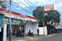 Unit Ruko Dijual di Jakarta Barat LT 228m2 & LB 150m2 Unit Ruko Dijual di Jakarta Barat LT 228m2 & LB 150m2