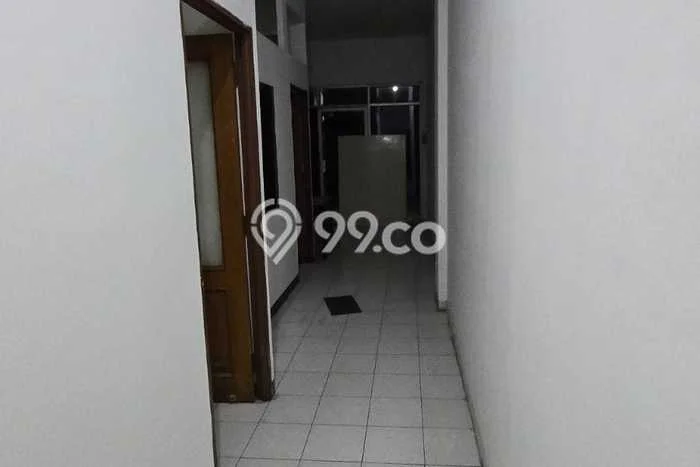 Unit Komersial Disewakan di Jakarta Barat Area Strategis Harga Kompetitif Unit Komersial Disewakan di Jakarta Barat Area Strategis Harga Kompetitif