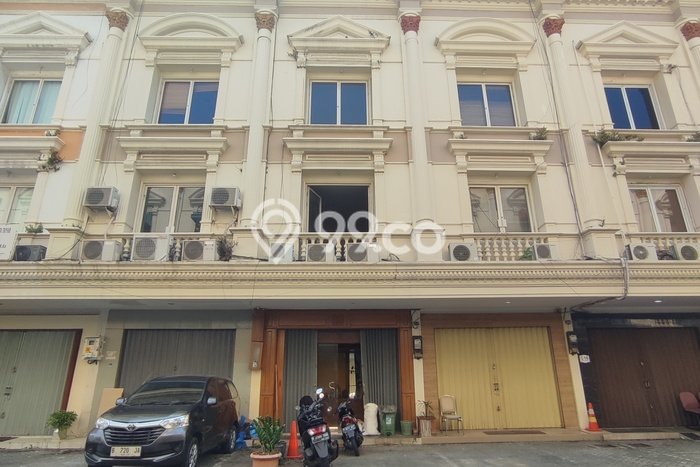 Unit Ruko Dijual di Tebet Jakarta Selatan Luas Tanah 68m2, Luas Bangunan 280m2 Unit Ruko Dijual di Tebet Jakarta Selatan Luas Tanah 68m2, Luas Bangunan 280m2