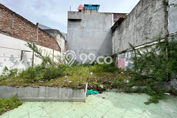 Lahan Kosong Dijual di Jakarta Selatan dengan Area 135m2 Lahan Kosong Dijual di Jakarta Selatan dengan Area 135m2