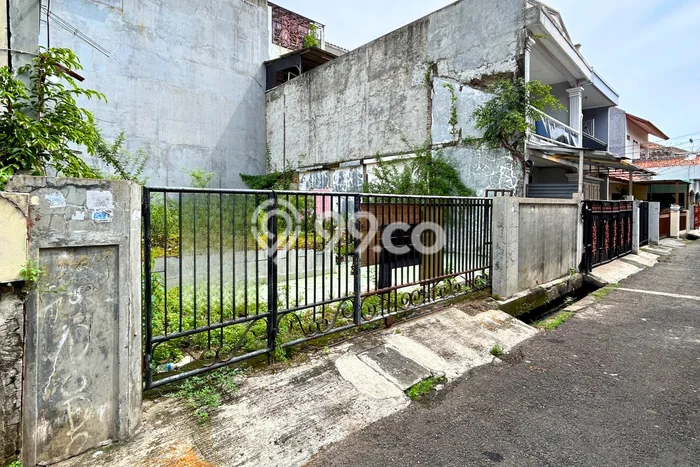 Lahan Kosong Dijual di Jakarta Selatan dengan Area 135m2 Lahan Kosong Dijual di Jakarta Selatan dengan Area 135m2