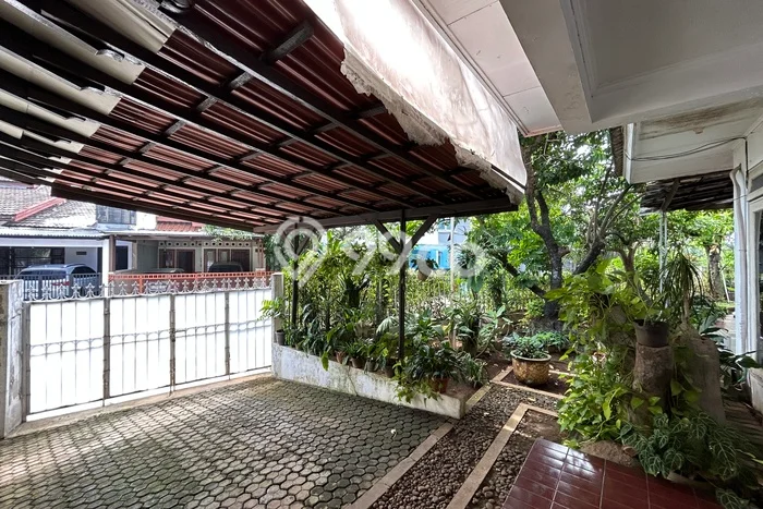Ready to Use! Premium House LT 485m2 Desain Elegan di Kalibata Ready to Use! Premium House LT 485m2 Desain Elegan di Kalibata
