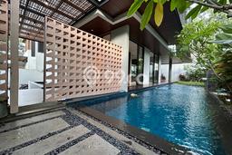 Dijual Rumah Luas Megah Dengan View Eksklusif di Kemang, Jakarta Selatan Dijual Rumah Luas Megah Dengan View Eksklusif di Kemang, Jakarta Selatan