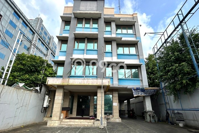 Unit Kantor Dijual di Jakarta Pusat LT 1056m2 & LB 2448m2 Unit Kantor Dijual di Jakarta Pusat LT 1056m2 & LB 2448m2