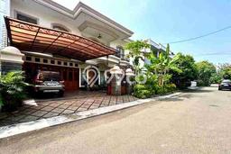 Siap Huni Rumah Mewah 5 Kamar di Tebet Dekat ke Mana Saja Siap Huni Rumah Mewah 5 Kamar di Tebet Dekat ke Mana Saja