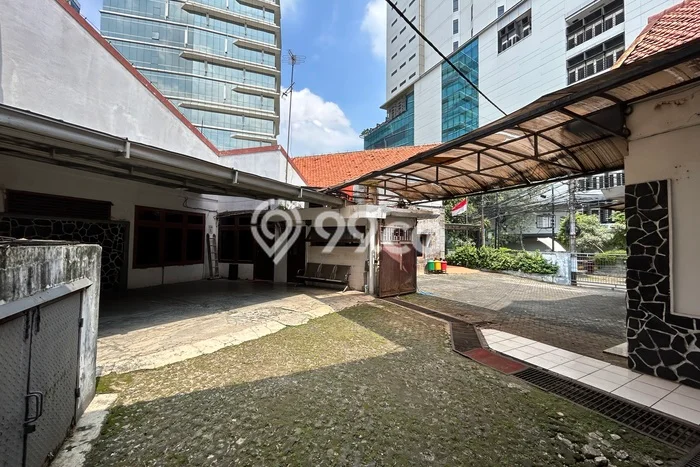 Ready to Use! Luxury House LT 809m2 Desain Elegan di Cawang Ready to Use! Luxury House LT 809m2 Desain Elegan di Cawang