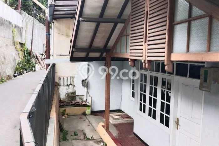 Rumah Minimalis 3 KT di Setiabudi Bandung Unfurnished Rumah Minimalis 3 KT di Setiabudi Bandung Unfurnished