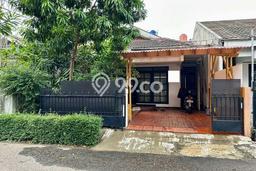Jarang Ada! Rumah Sewa 3 Kamar Nyaman Siap Huni Bintaro Jarang Ada! Rumah Sewa 3 Kamar Nyaman Siap Huni Bintaro