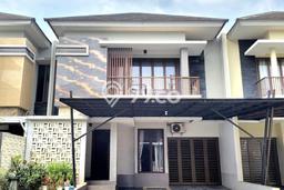 Ready to Use! Premium House LT 135m2 Desain Elegan di Bintaro Ready to Use! Premium House LT 135m2 Desain Elegan di Bintaro