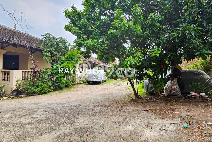 HOT DEAL! Tanah Kawasan Kebayoran Lama, Luas 1322m2m², Area Strategis HOT DEAL! Tanah Kawasan Kebayoran Lama, Luas 1322m2m², Area Strategis