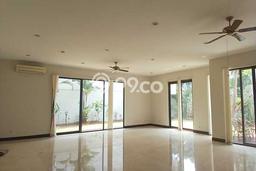 For Sale! Premium House LT 685m2 Desain Elegan di Fatmawati For Sale! Premium House LT 685m2 Desain Elegan di Fatmawati