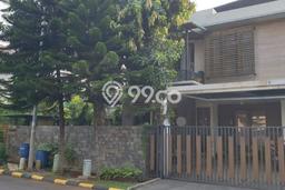 Rumah Elit LB 300m2 Siap Huni Desain Elegan di BSD, Tangerang Rumah Elit LB 300m2 Siap Huni Desain Elegan di BSD, Tangerang