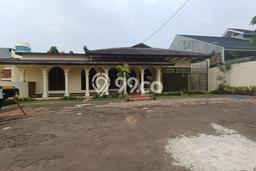 Ready to Use! Premium House LT 1004m2 Desain Modern di Cipete Ready to Use! Premium House LT 1004m2 Desain Modern di Cipete
