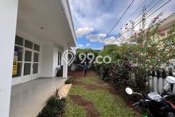 Disewakan! Rumah 4 Kamar Tidur &
3 Kamar Mandi di Cipete, Jakarta Selatan Disewakan! Rumah 4 Kamar Tidur &
3 Kamar Mandi di Cipete, Jakarta Selatan
