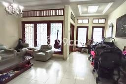 For Sale! Luxury House LT 432m2 Desain Elegan di Cipete For Sale! Luxury House LT 432m2 Desain Elegan di Cipete