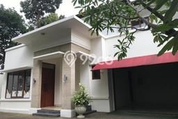 Rumah Elit LB 400m2 Siap Huni Desain Elegan di Antasari, Jakarta Selatan Rumah Elit LB 400m2 Siap Huni Desain Elegan di Antasari, Jakarta Selatan