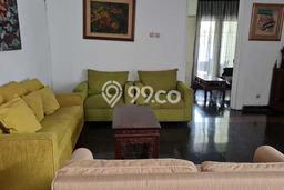 Dijual Rumah Premium dengan Fasilitas Sekitar Komplit di Menteng, Jakarta Pusat Dijual Rumah Premium dengan Fasilitas Sekitar Komplit di Menteng, Jakarta Pusat
