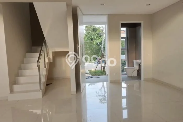 Jual Rumah Luas Elegan Dengan View Cantik di Lenteng Agung, Jakarta Selatan Jual Rumah Luas Elegan Dengan View Cantik di Lenteng Agung, Jakarta Selatan