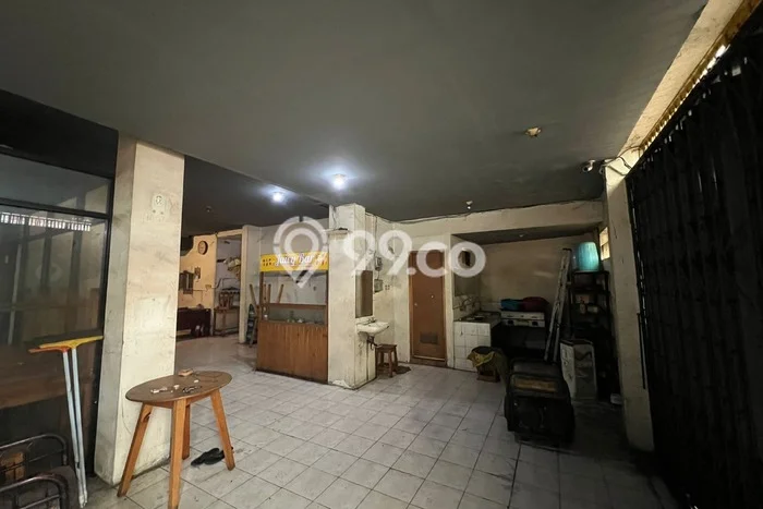 Ruko untuk Disewa di Pusat Jakarta Barat Luas Bangunan 360m2 Ruko untuk Disewa di Pusat Jakarta Barat Luas Bangunan 360m2