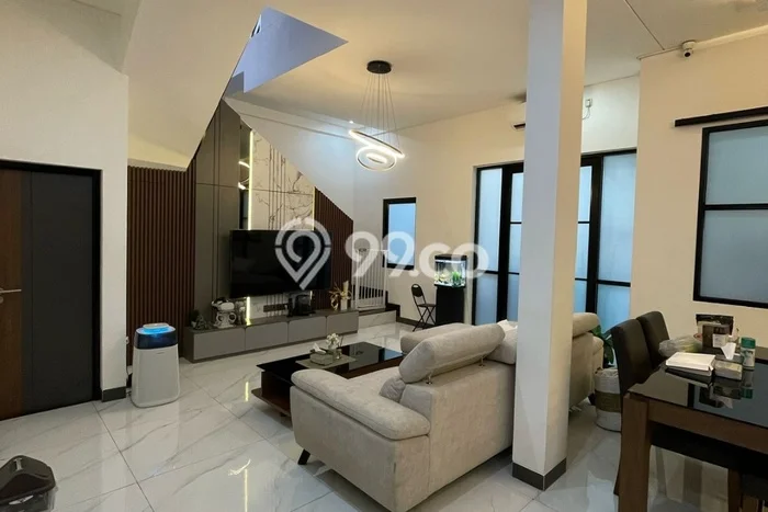 Rumah Modern 4 KT di Lippo Karawaci Tangerang Rumah Modern 4 KT di Lippo Karawaci Tangerang