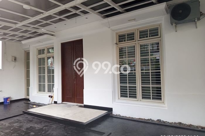 Rumah Luxury Modern Siap Huni di Pondok Indah Jakarta Selatan Rumah Luxury Modern Siap Huni di Pondok Indah Jakarta Selatan