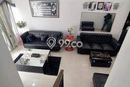 Rumah Modern Cantik 3 KT Bisa Langsung Pindah di Jagakarsa Rumah Modern Cantik 3 KT Bisa Langsung Pindah di Jagakarsa