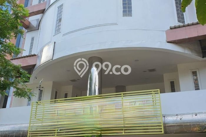 Ruko Strategis Kawasan , Luas 1008m2m², Jalan Utama, Area Bisnis Aktif Ruko Strategis Kawasan , Luas 1008m2m², Jalan Utama, Area Bisnis Aktif