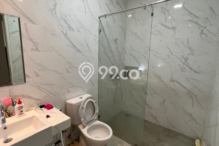 Rumah Mewah Dijual LT 90m2 di Kebon Jeruk, Jakarta Barat Rumah Mewah Dijual LT 90m2 di Kebon Jeruk, Jakarta Barat