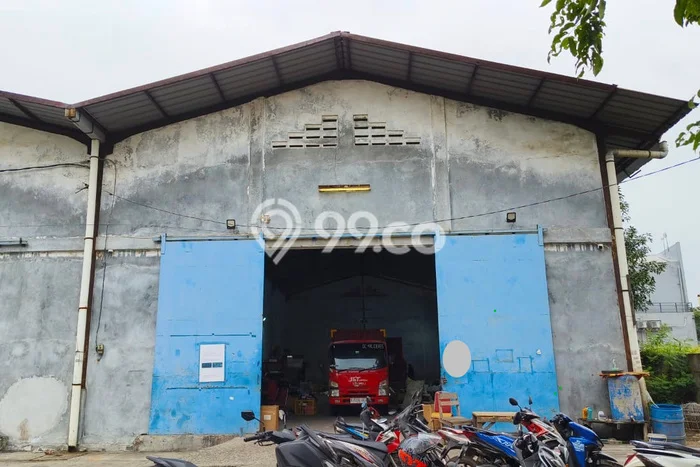 Gudang Disewa di Jakarta Barat dengan LB 360m2 Area Komersial Ramai Gudang Disewa di Jakarta Barat dengan LB 360m2 Area Komersial Ramai