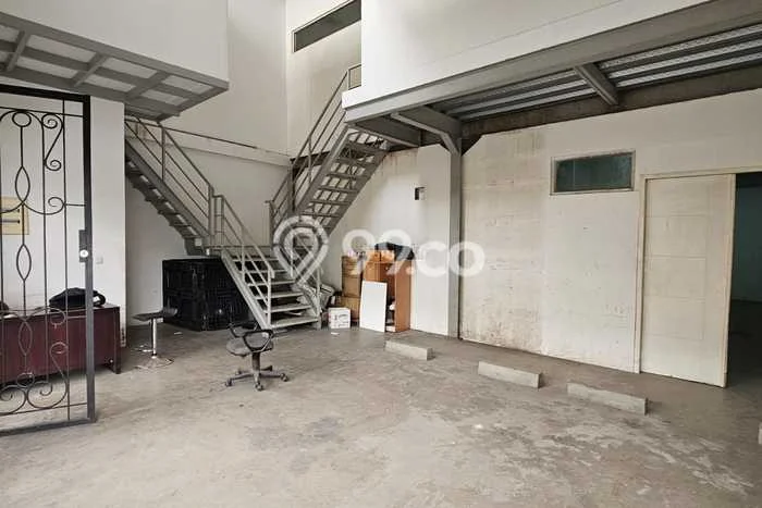 Gudang Area Strategis di , Luas 360m2m², Jalan Strategis Gudang Area Strategis di , Luas 360m2m², Jalan Strategis