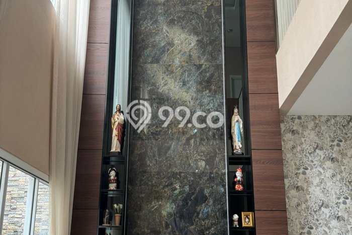 Dijual Rumah Mewah Exclusive di Cipondoh, Tangerang Dijual Rumah Mewah Exclusive di Cipondoh, Tangerang