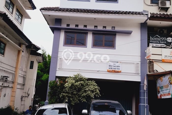 Unit Komersial Disewakan di Tangerang Selatan Area Strategis Harga Kompetitif Unit Komersial Disewakan di Tangerang Selatan Area Strategis Harga Kompetitif
