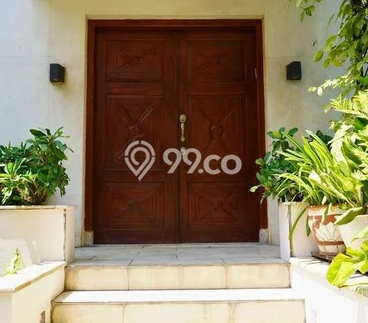 Disewakan Rumah Strategis LT 400m2 / LB 800m2 di Sudirman, Jakarta Selatan Disewakan Rumah Strategis LT 400m2 / LB 800m2 di Sudirman, Jakarta Selatan