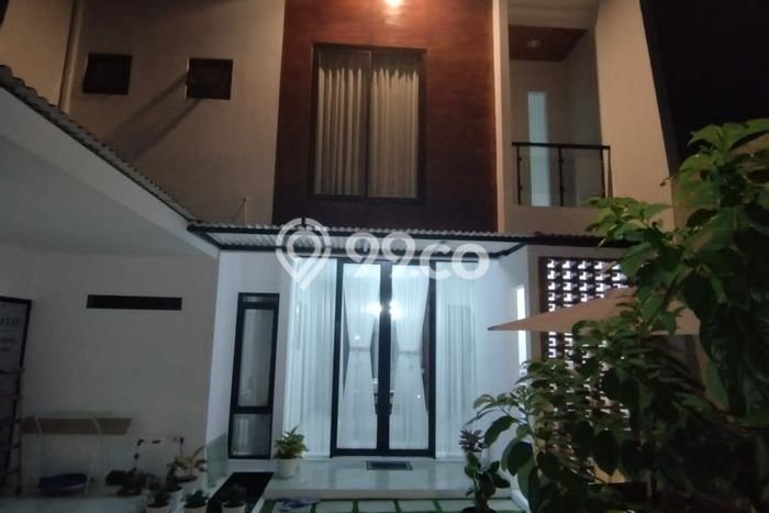 Rumah Luas Asri 3 KT Siap Huni di Grand Wisata Bekasi Rumah Luas Asri 3 KT Siap Huni di Grand Wisata Bekasi