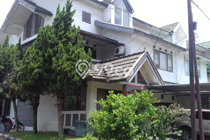 Siap Huni Rumah Mewah 4 Kamar di Babakan Ciparay Dekat ke Mana Pun Siap Huni Rumah Mewah 4 Kamar di Babakan Ciparay Dekat ke Mana Pun