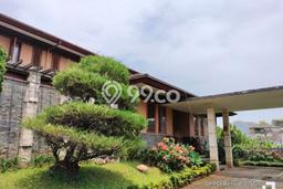 Jual Rumah Mewah Elegan Dengan View Eksklusif di Setiabudi, Bandung Jual Rumah Mewah Elegan Dengan View Eksklusif di Setiabudi, Bandung
