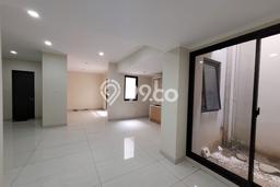 For Sale! Luxury House LT 194m2 Desain Elegan di Setra Duta For Sale! Luxury House LT 194m2 Desain Elegan di Setra Duta