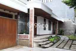 Ready to Use! Premium House LT 498m2 Desain Modern di Setra Duta Ready to Use! Premium House LT 498m2 Desain Modern di Setra Duta