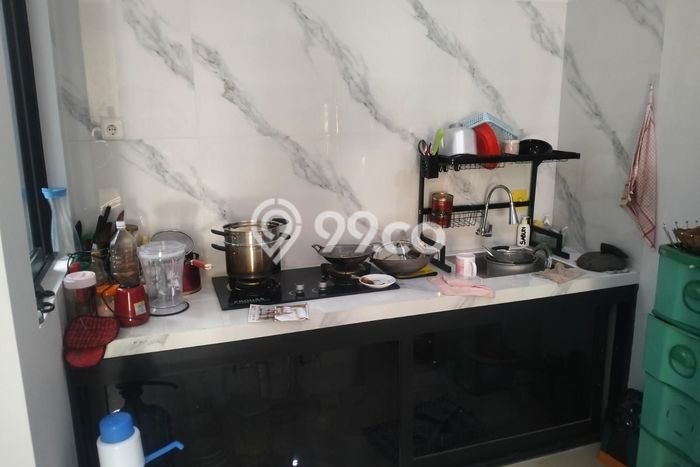Rumah Elit Modern Tanpa Renovasi di BKR Bandung Rumah Elit Modern Tanpa Renovasi di BKR Bandung