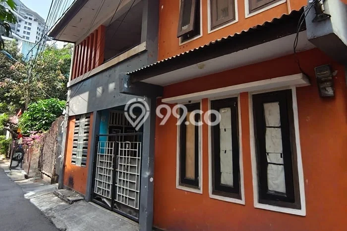 LOKASI STRATEGIS! Rumah kawasan , Akses ke Stasiun, 5 KM, Luas 68m2m² Bangunan 120m2m² LOKASI STRATEGIS! Rumah kawasan , Akses ke Stasiun, 5 KM, Luas 68m2m² Bangunan 120m2m²