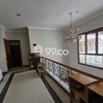 Dijual Rumah Premium dengan Fasilitas Sekitar Komplit di Sukolilo, Surabaya Dijual Rumah Premium dengan Fasilitas Sekitar Komplit di Sukolilo, Surabaya