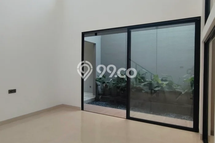 Dijual Rumah Luas Elegan Dengan View Cantik di Surabaya Kota, Surabaya Dijual Rumah Luas Elegan Dengan View Cantik di Surabaya Kota, Surabaya