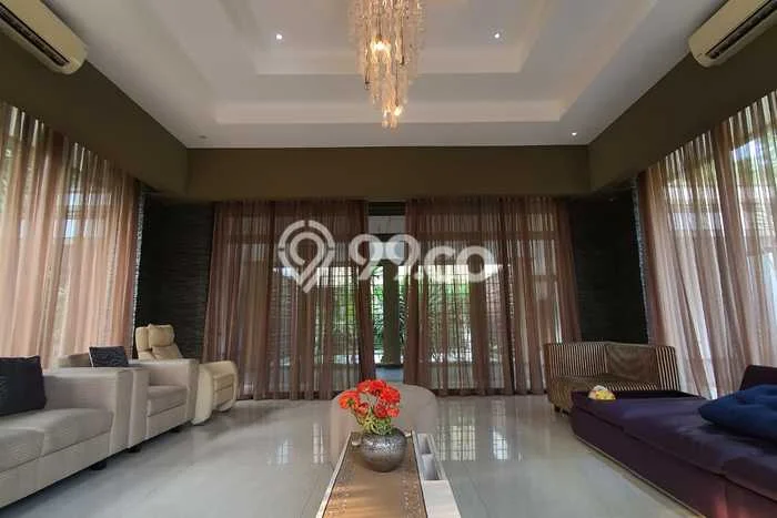 Best Deal Hunian Premium Ideal dan Luas di Kebayoran Lama, Jakarta Selatan Best Deal Hunian Premium Ideal dan Luas di Kebayoran Lama, Jakarta Selatan