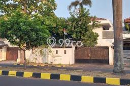 Rumah Eksklusif Siap Huni LT 450m2 di Kebon Jeruk, Jakarta Barat Rumah Eksklusif Siap Huni LT 450m2 di Kebon Jeruk, Jakarta Barat
