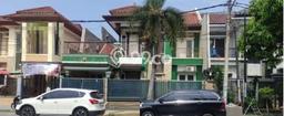 SIAP HUNI! Rumah Strategis di Bekasi, Luas 197m² Bangunan 220m² SIAP HUNI! Rumah Strategis di Bekasi, Luas 197m² Bangunan 220m²