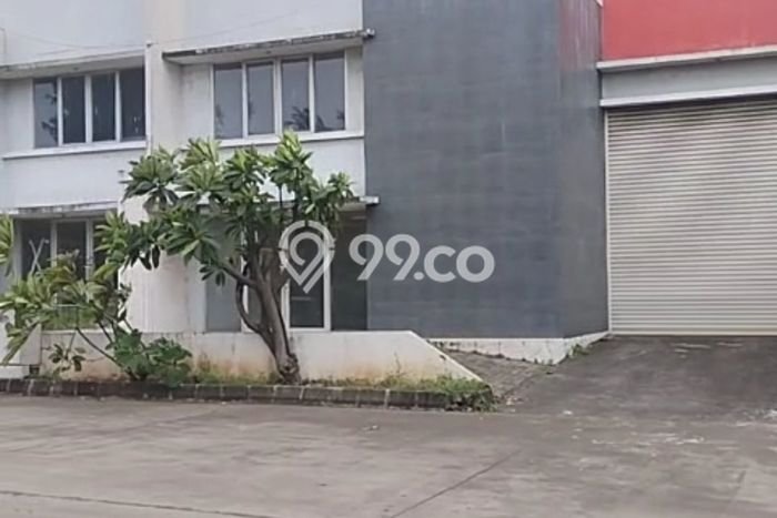 Gudang Kawasan Premium Kawasan Jati Uwung, Luas 322m2m², Mainroad Gudang Kawasan Premium Kawasan Jati Uwung, Luas 322m2m², Mainroad