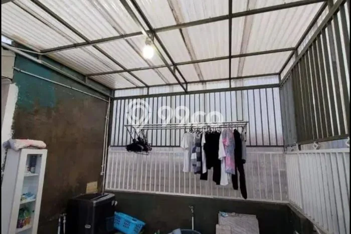 Rumah Mewah LB 400m2 Siap Pakai Desain Elegan di Duta Garden, Jakarta Barat Rumah Mewah LB 400m2 Siap Pakai Desain Elegan di Duta Garden, Jakarta Barat