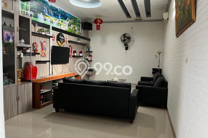 Unit Ruko Dijual di Depok LT 320m2 & LB 320m2 Unit Ruko Dijual di Depok LT 320m2 & LB 320m2