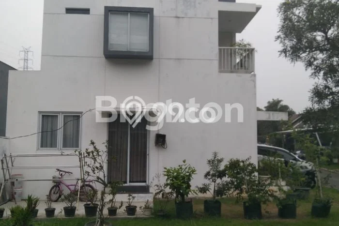 Jual Rumah Eksklusif 4 KT di BSD, Tangerang Jual Rumah Eksklusif 4 KT di BSD, Tangerang
