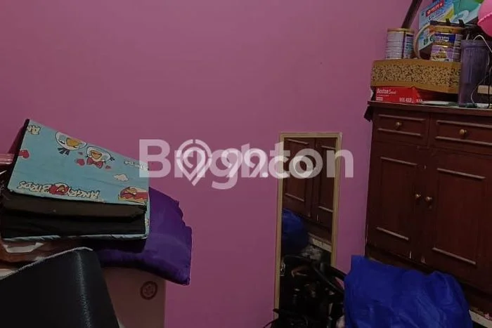 For Sale Rumah 3 Kamar Lokasi Strategis Bagus dan Strategis di Serpong For Sale Rumah 3 Kamar Lokasi Strategis Bagus dan Strategis di Serpong